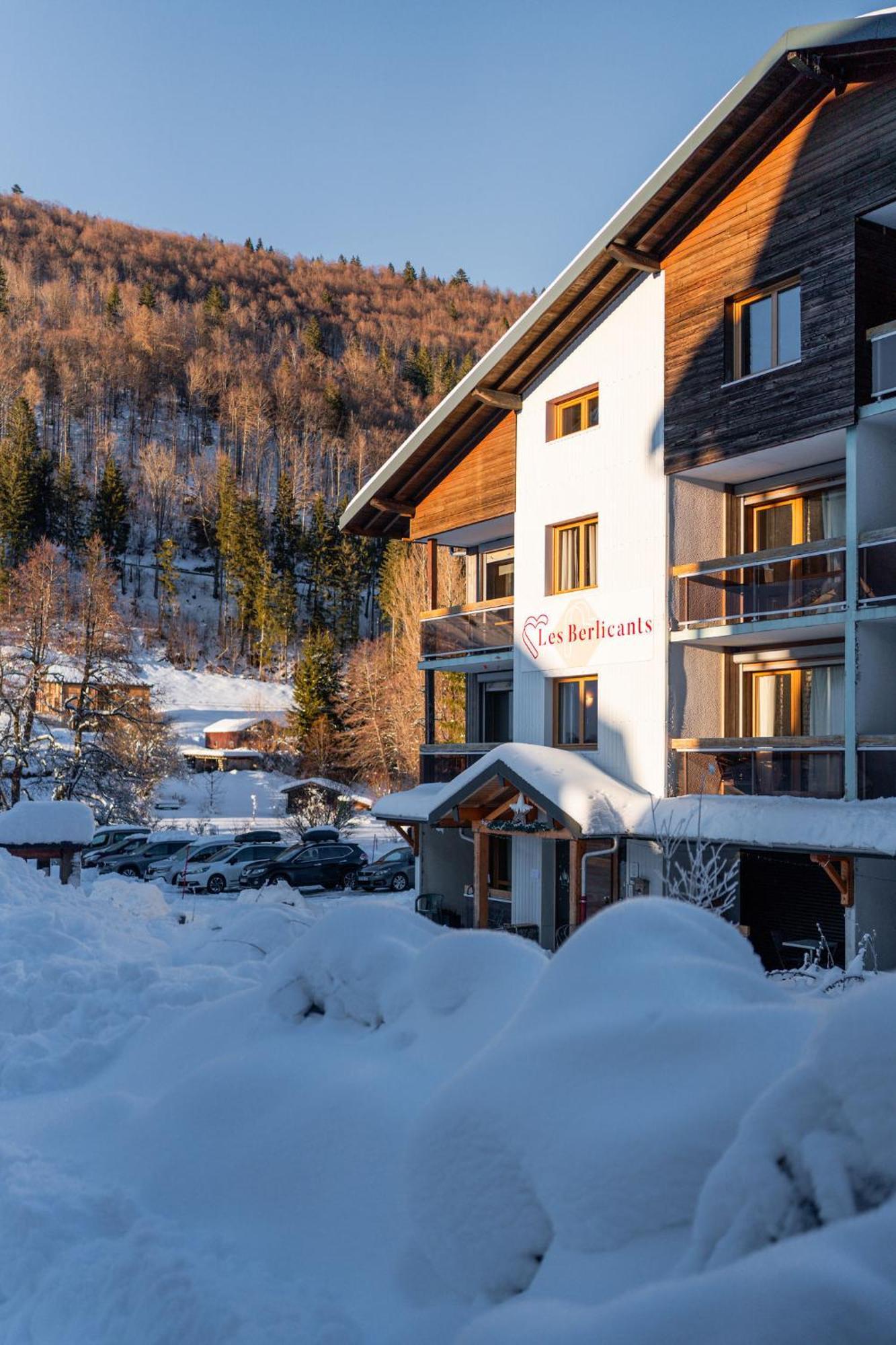 Les Berlicants Mijoux Exterior photo