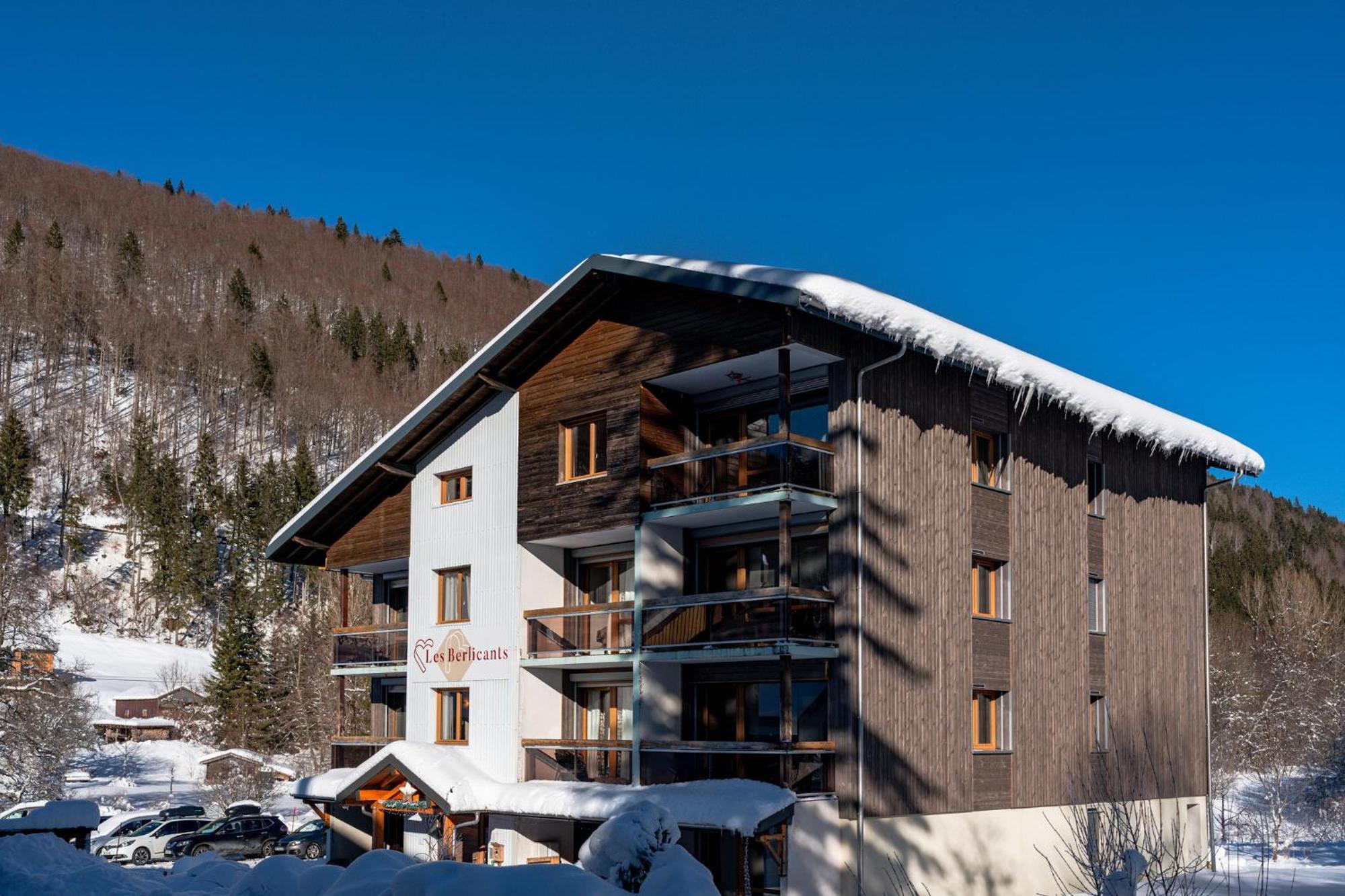 Les Berlicants Mijoux Exterior photo